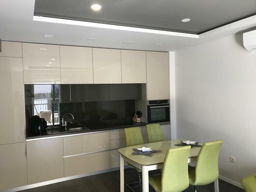 Modern New Apartment In Makarska Eksteriør bilde
